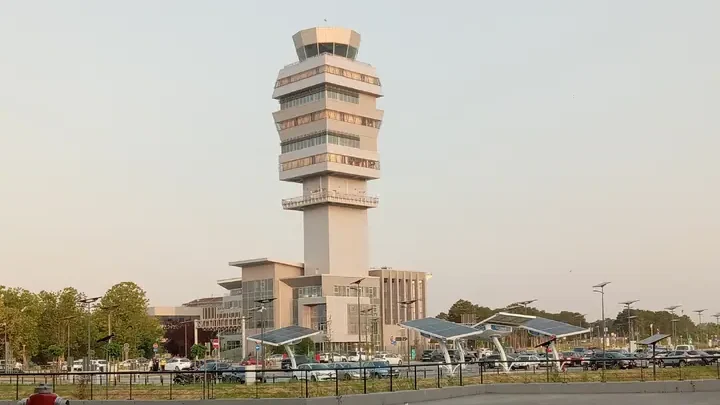 Belgrade Airport control tower used for Belgrade Airport compensation guidance