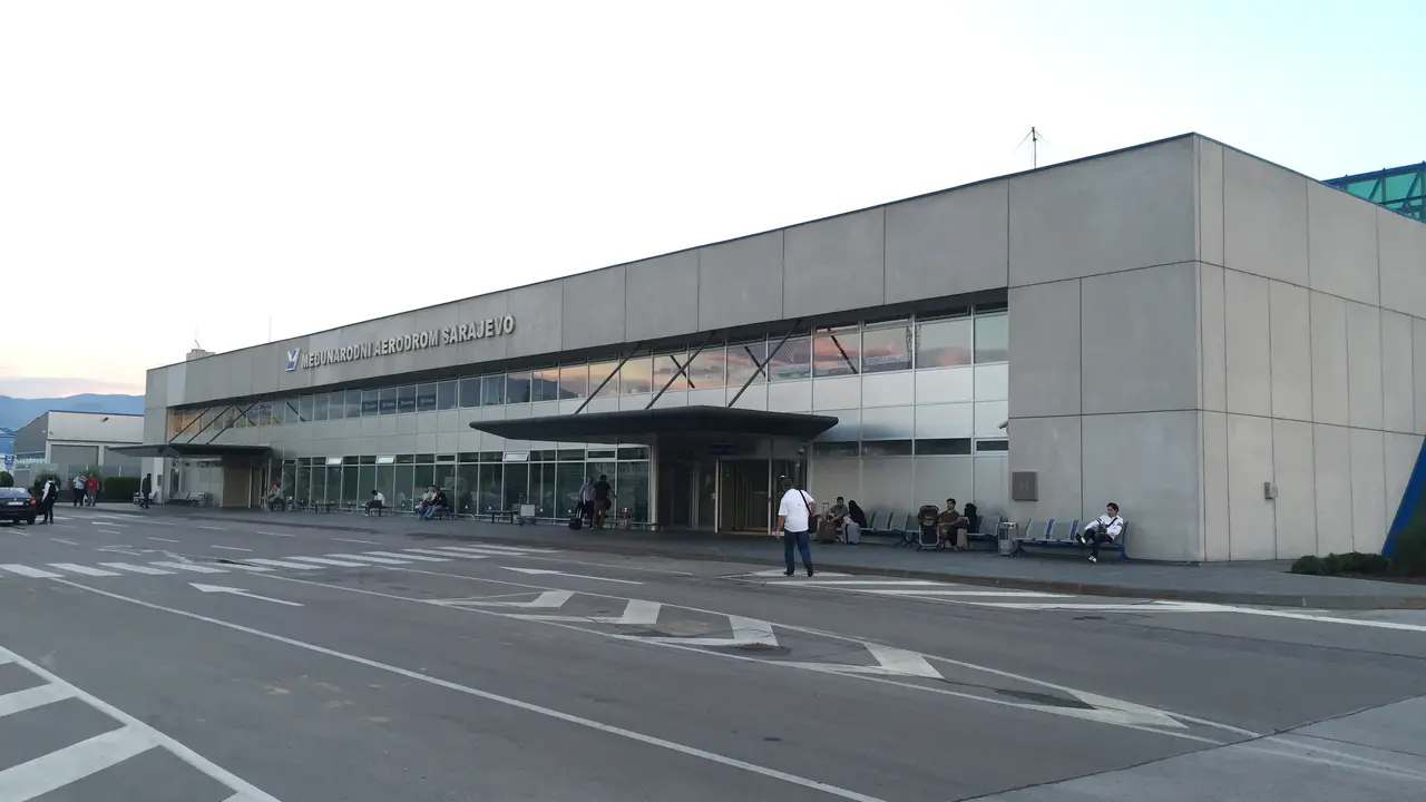Sarajevo International Airport runway and terminal used for Sarajevo Airport compensation guidance